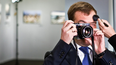 Медведев на фотовыставке «Винзавод» — фоторепортаж