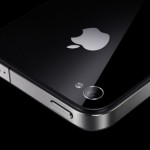 Четвертая версия iPhone уже в продаже