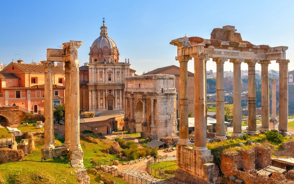 Римский Форум — площадь в центре Древнего Рима.