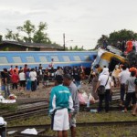 Поезд сошел с рельсов в Индии