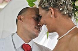 Первая гей-свадьба на Кубе