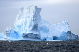 Цунами в Японии стало причиной появления айсбергов