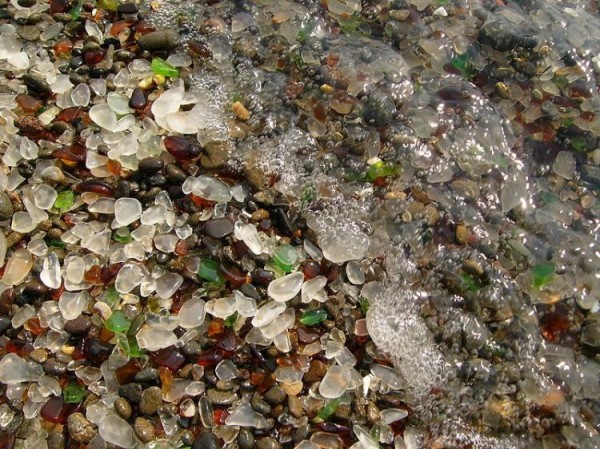 Отшлифованное стекло пляжа Форт-Брэгг
