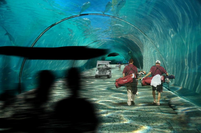 Подводный туннель между островами