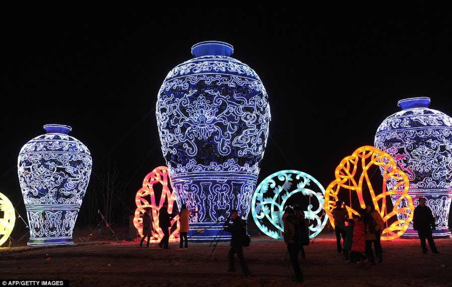 Открытие Фестиваля Фонарей в Китае 17 декабря