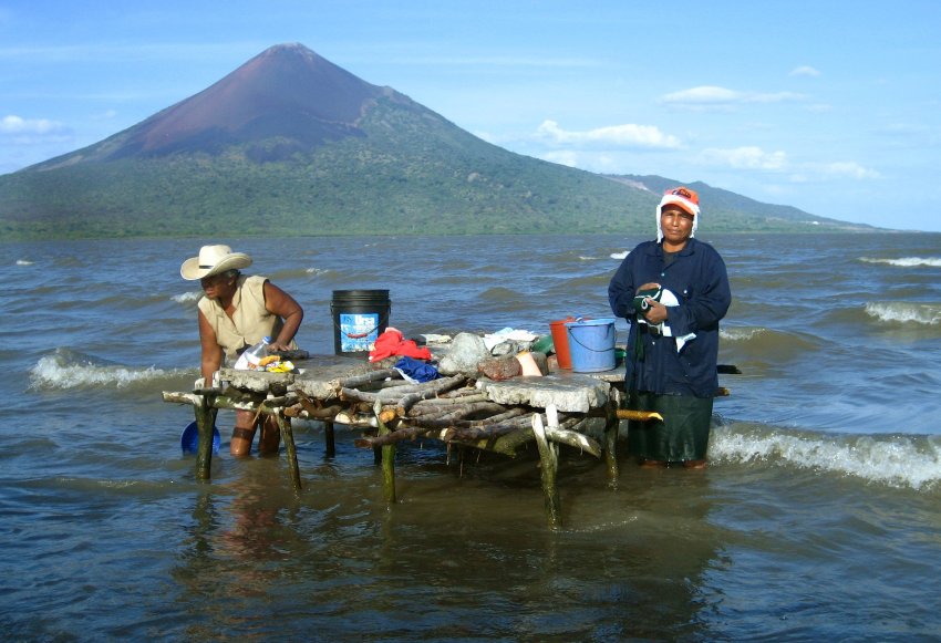 Ксолотлан является одним из самых больших озер в Центральной Америке