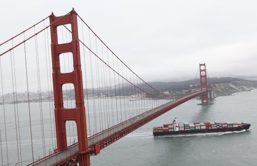 В США отметили юбилей моста «Золотые ворота»
