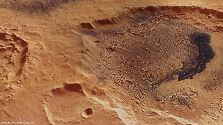 Один из кратеров Марса