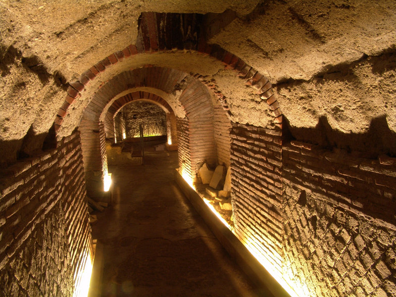 Древние подземные города