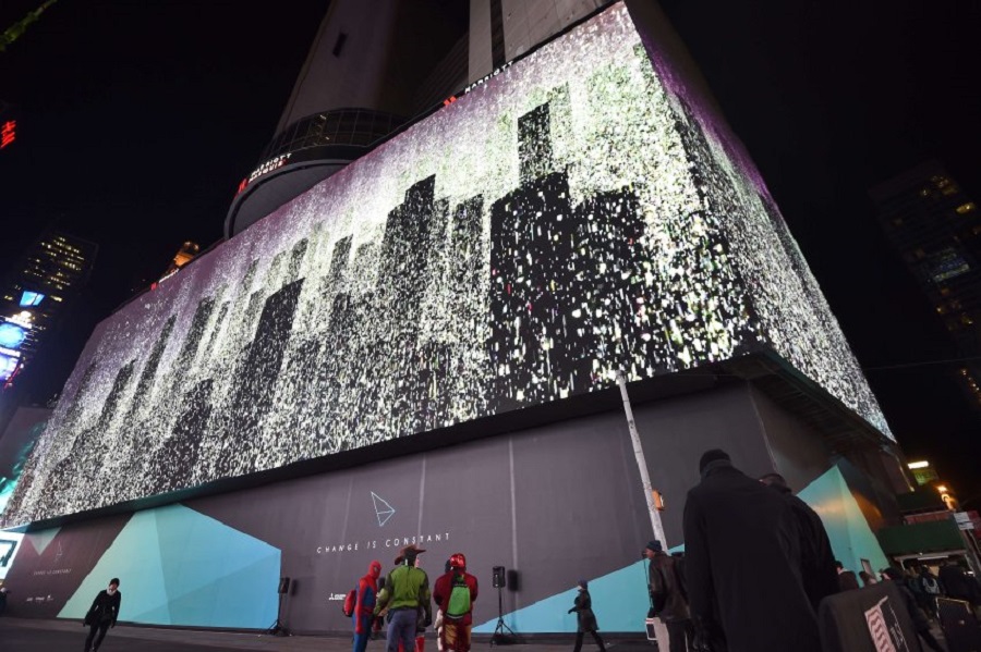 В Нью-Йорке появился самый большой в мире видеоэкран